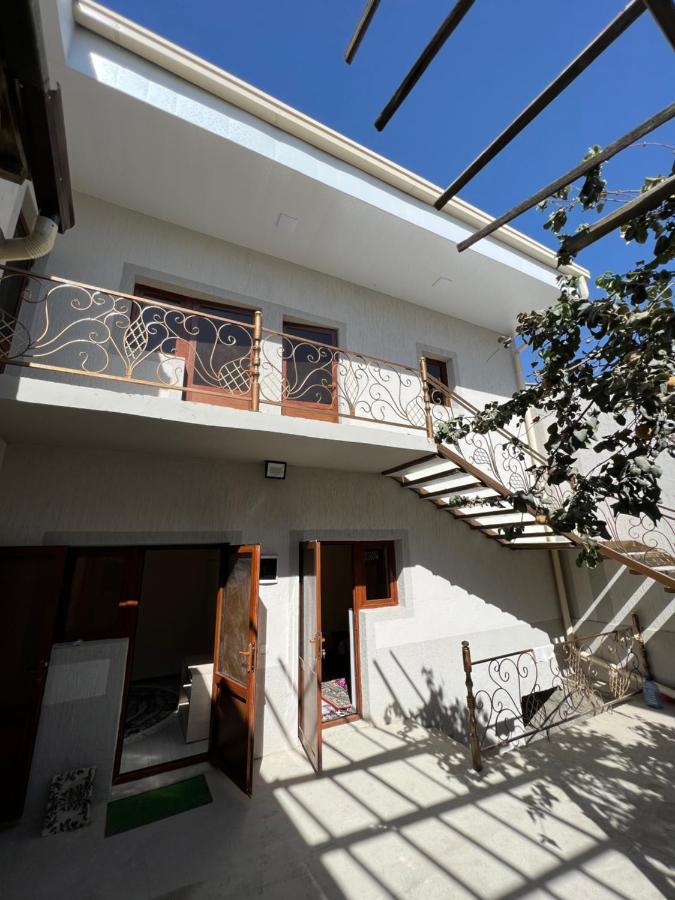 In Center Of Bukhara Family Guest House Mirg'Iyos Exterior foto